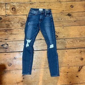 Frame Le High Skinny